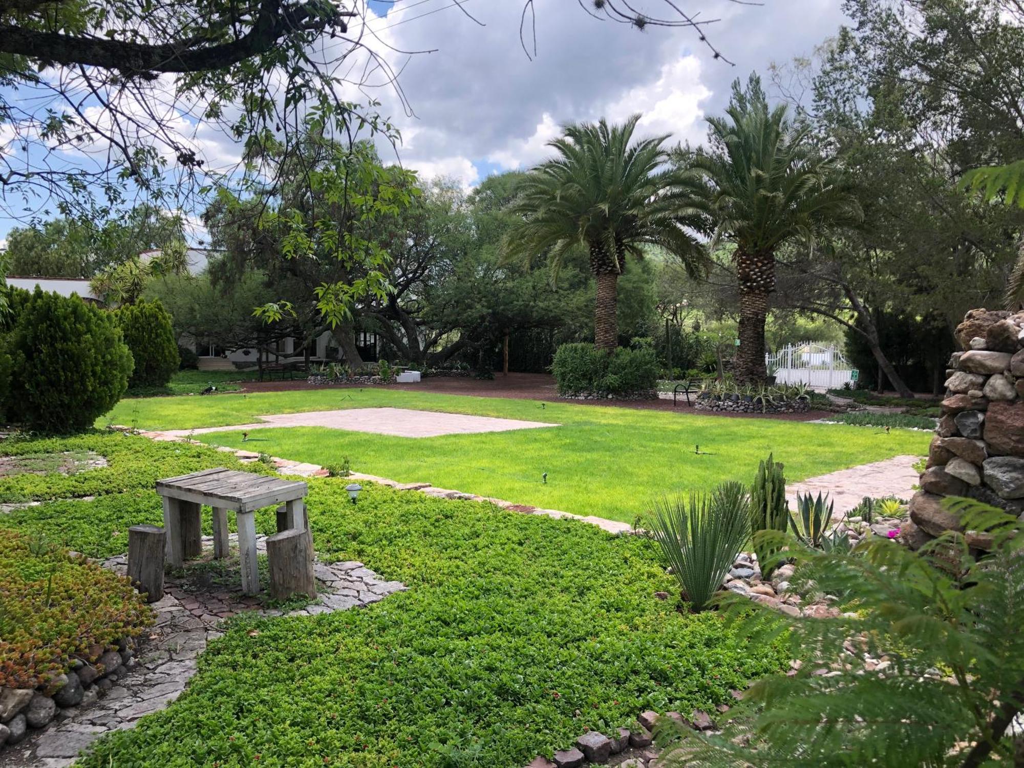Club Vergel Resort Bernal Εξωτερικό φωτογραφία