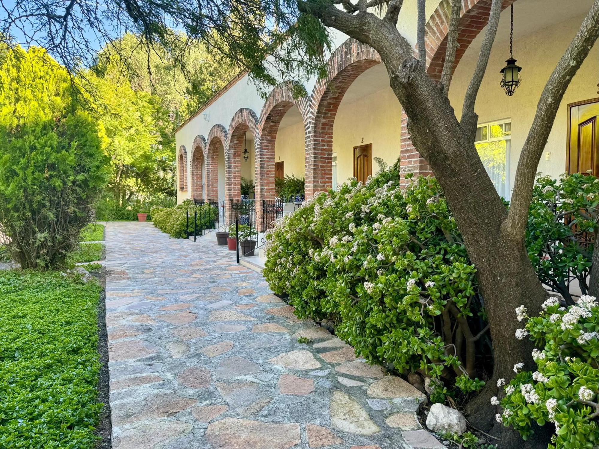 Club Vergel Resort Bernal Εξωτερικό φωτογραφία